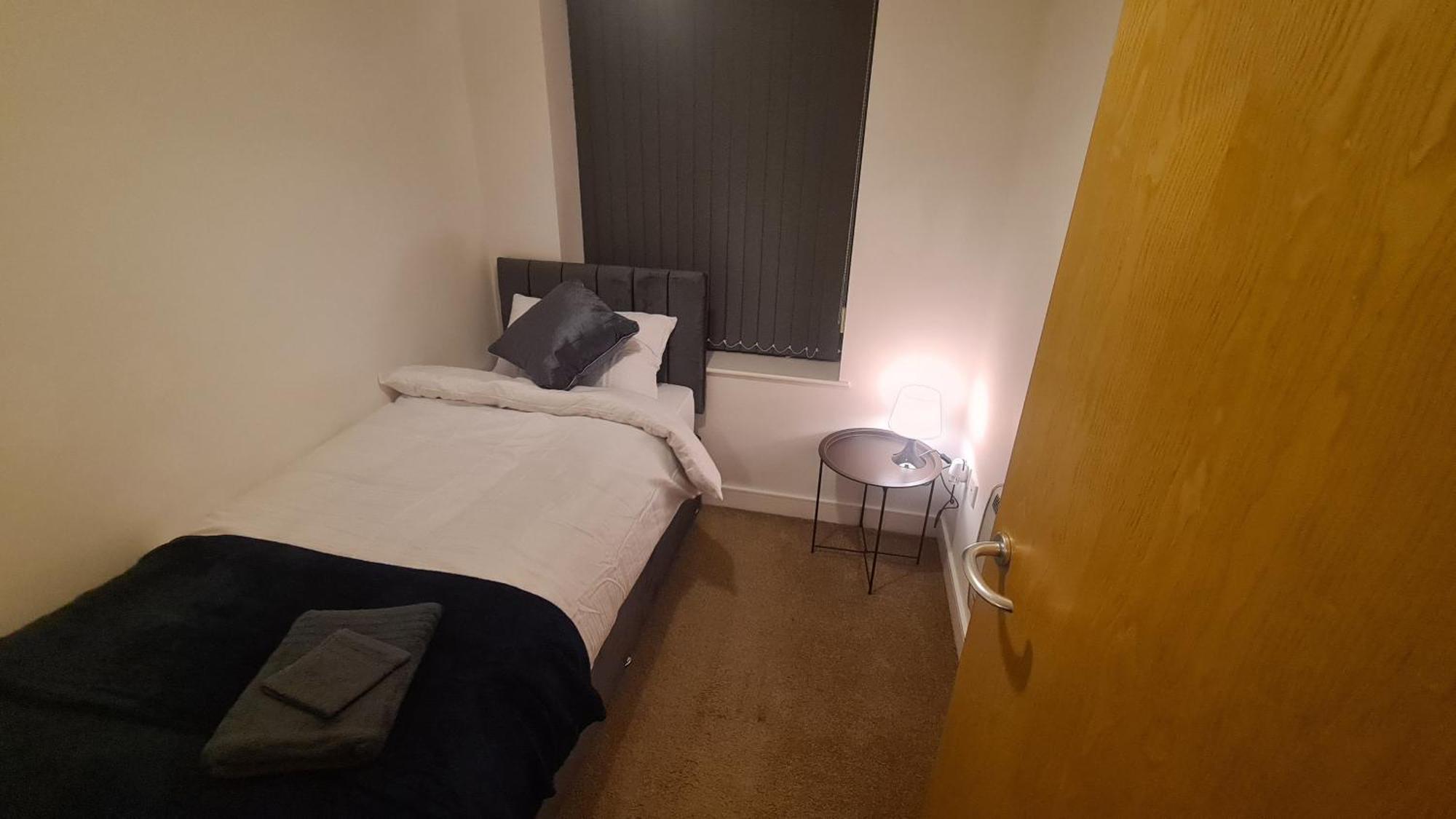 Homestay By Bic Melbourne 14 - Leeds Морли Екстериор снимка