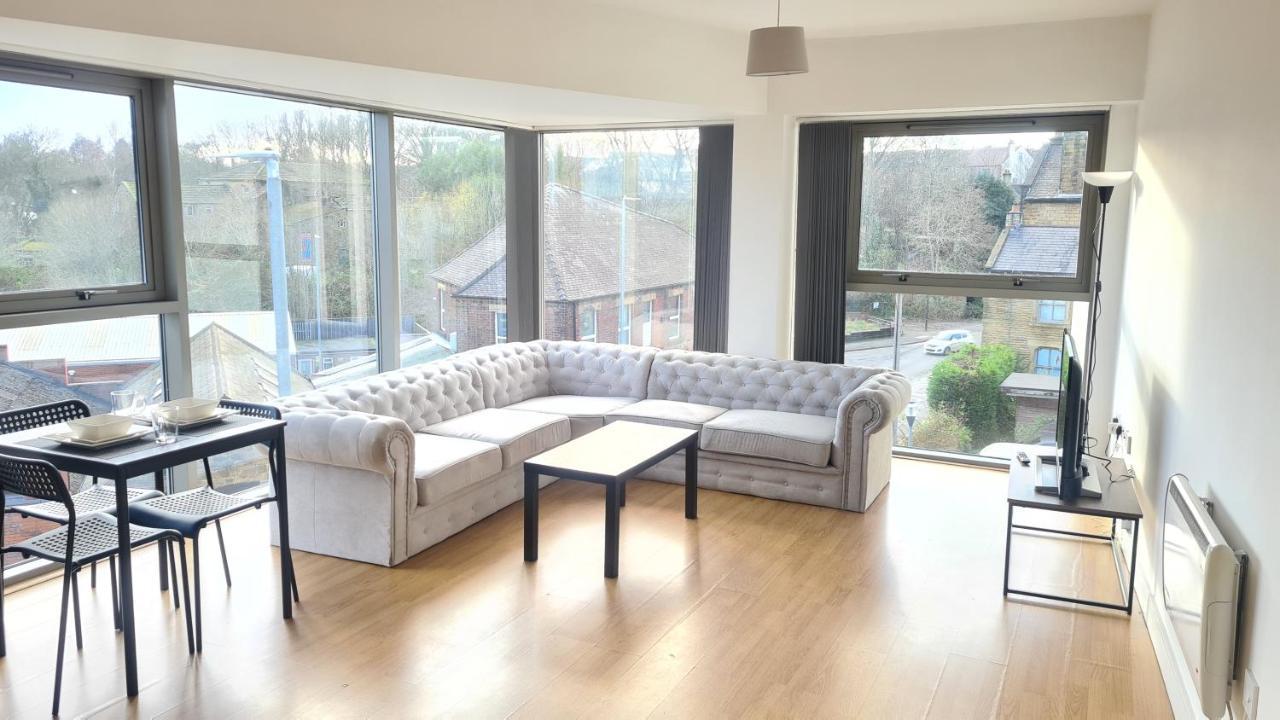 Homestay By Bic Melbourne 14 - Leeds Морли Екстериор снимка